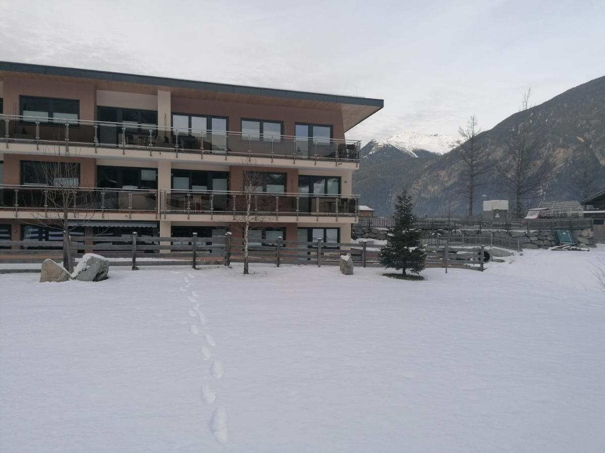 Apart Simone Hotel Langenfeld Exterior photo